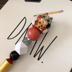 Disney Doorables: Soul: Mr. Mittens handmade beaded pen